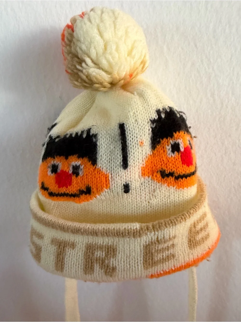 Sesame Street Ernie Pom Pom Kids Hat